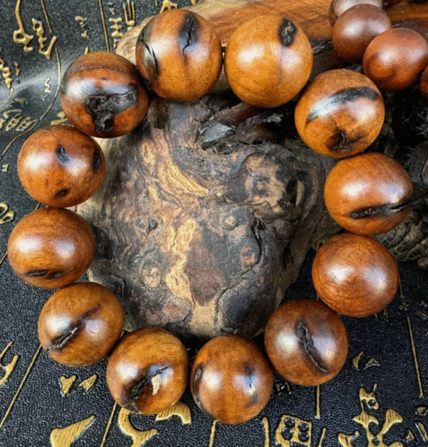 Lightning-struck wood bracelet, authentic old material bracelet, cultural plaything bracelet, men's bracelet, for playing and admiring - Image 4
