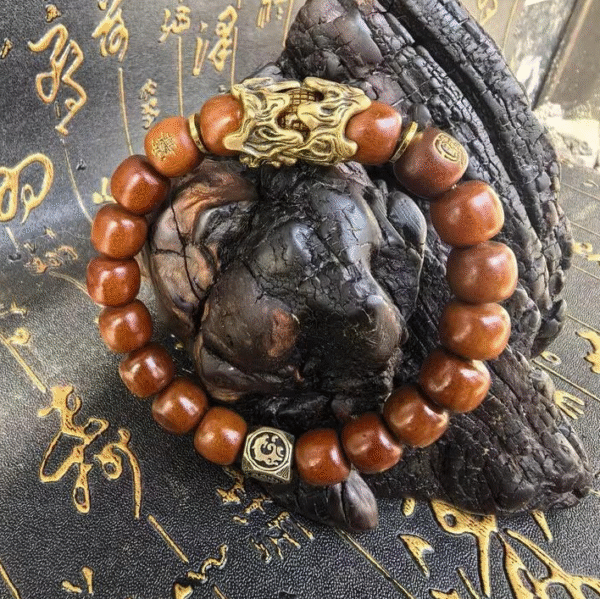 Non-metallic wooden bracelet, Longhushan jujube wood Pixiu blessing jade-like jujube wood bracelet, lightning strike golden light bracelet - Image 3