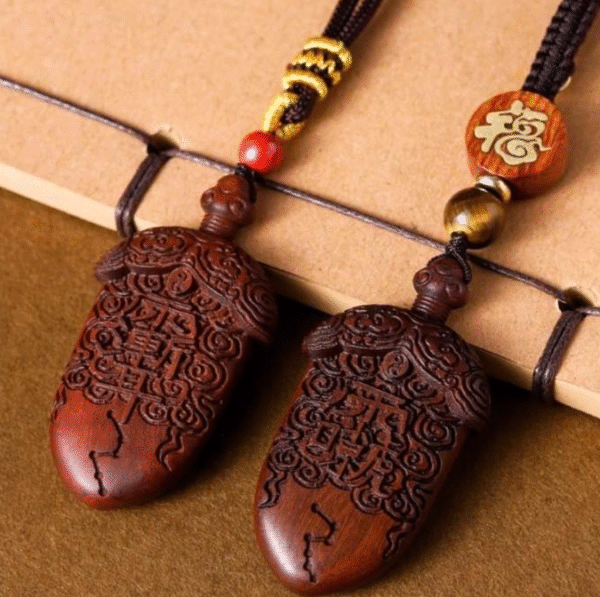 Natural lightning-struck jujube wood small sword keychain personalized plaything hanging ornament fine car decoration carved crape myrtle - Image 4