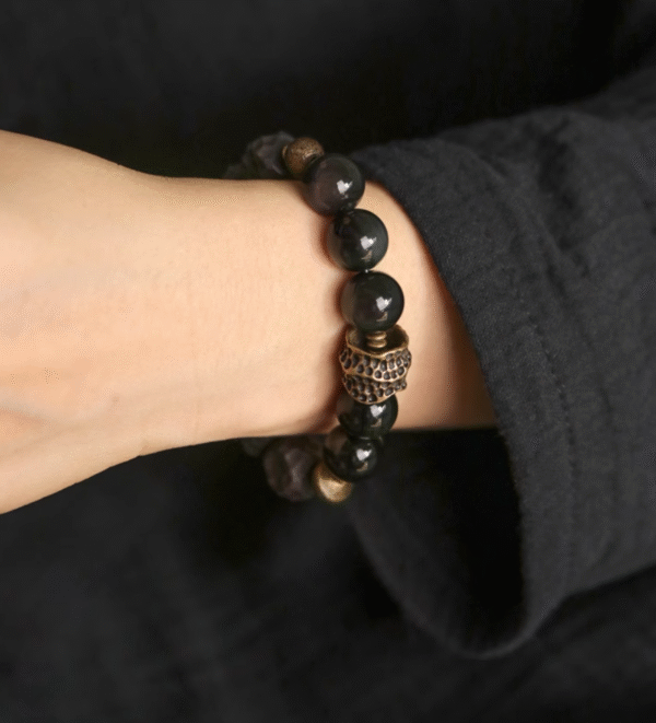 Irregular Thunderstruck Wood Bracelet: Vintage - Inspired Edgy Accessory with Mixed Stones - Image 2