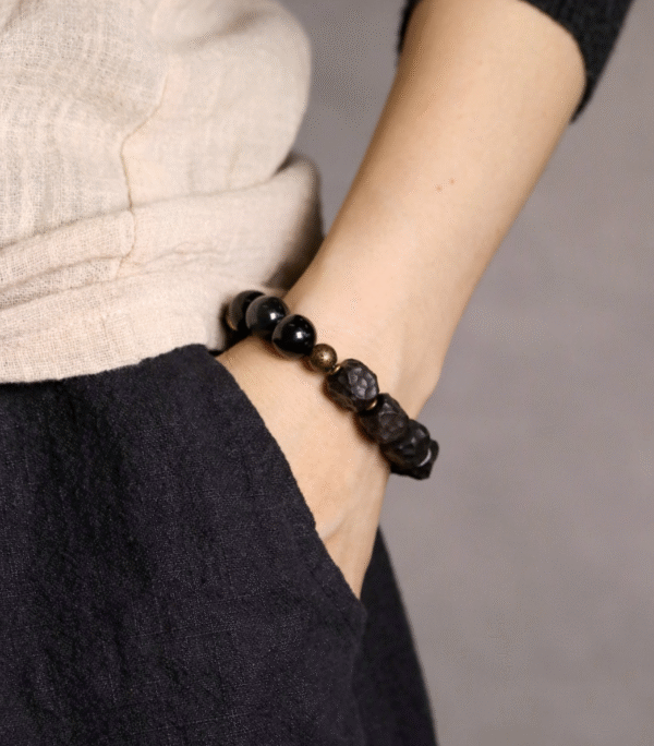 Irregular Thunderstruck Wood Bracelet: Vintage - Inspired Edgy Accessory with Mixed Stones - Image 10