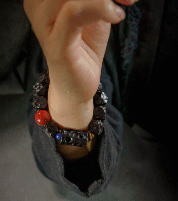 Handmade Thunderstruck Wood Beaded Bracelet with Textured Design: Retro - Inspired Unisex Jewelry - Image 3